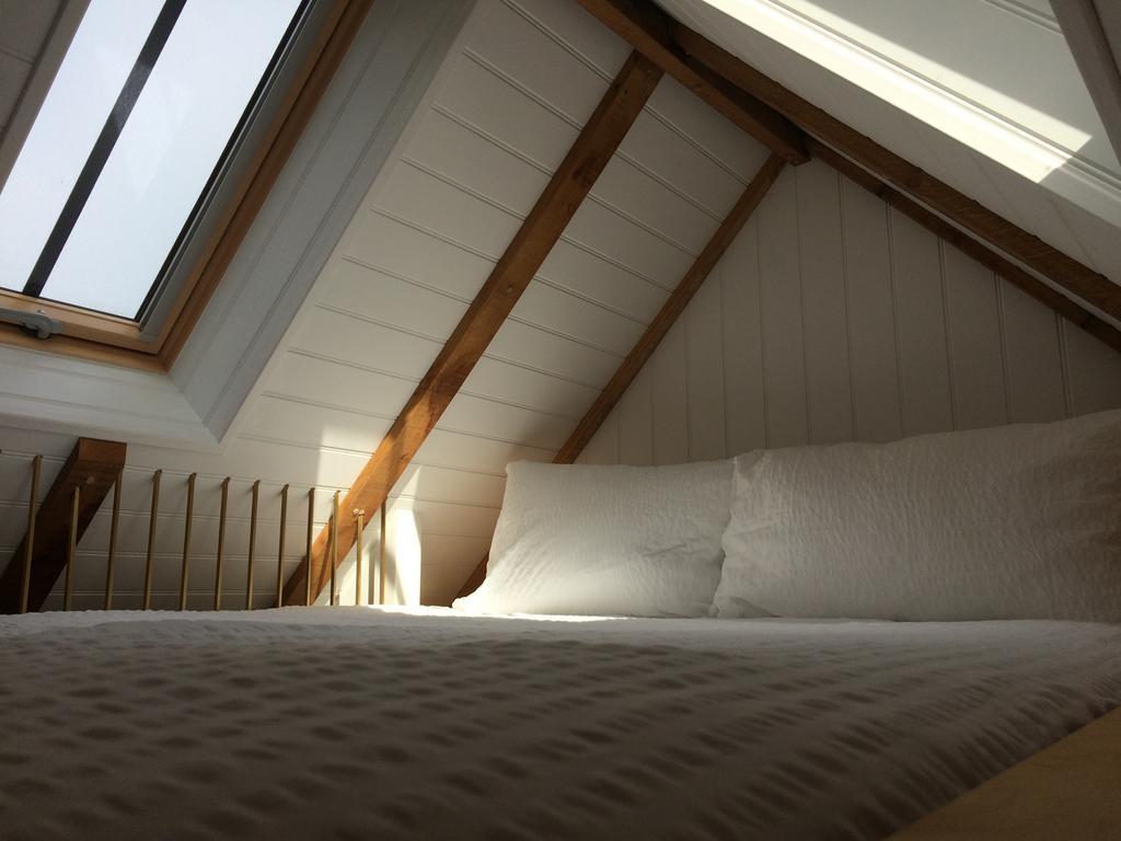 Shepherds Barn West Dean Екстер'єр фото