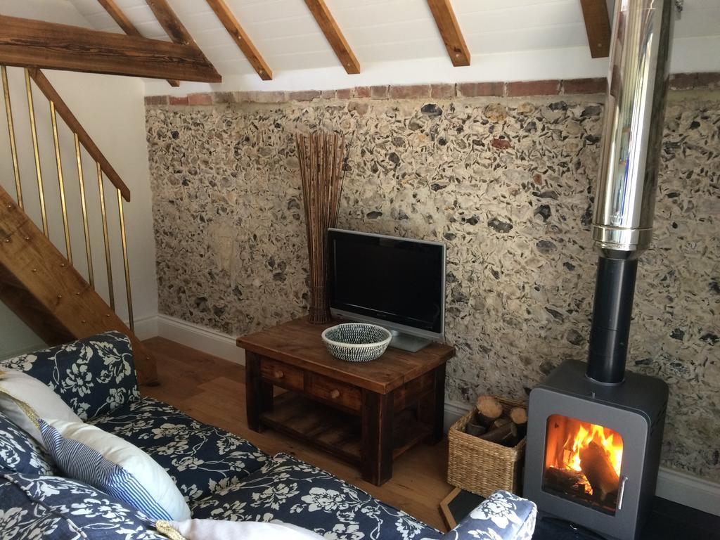 Shepherds Barn West Dean Екстер'єр фото