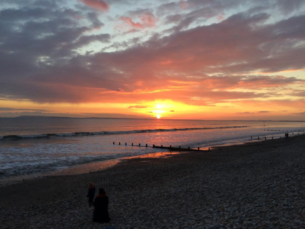 Shepherds Barn West Dean Екстер'єр фото