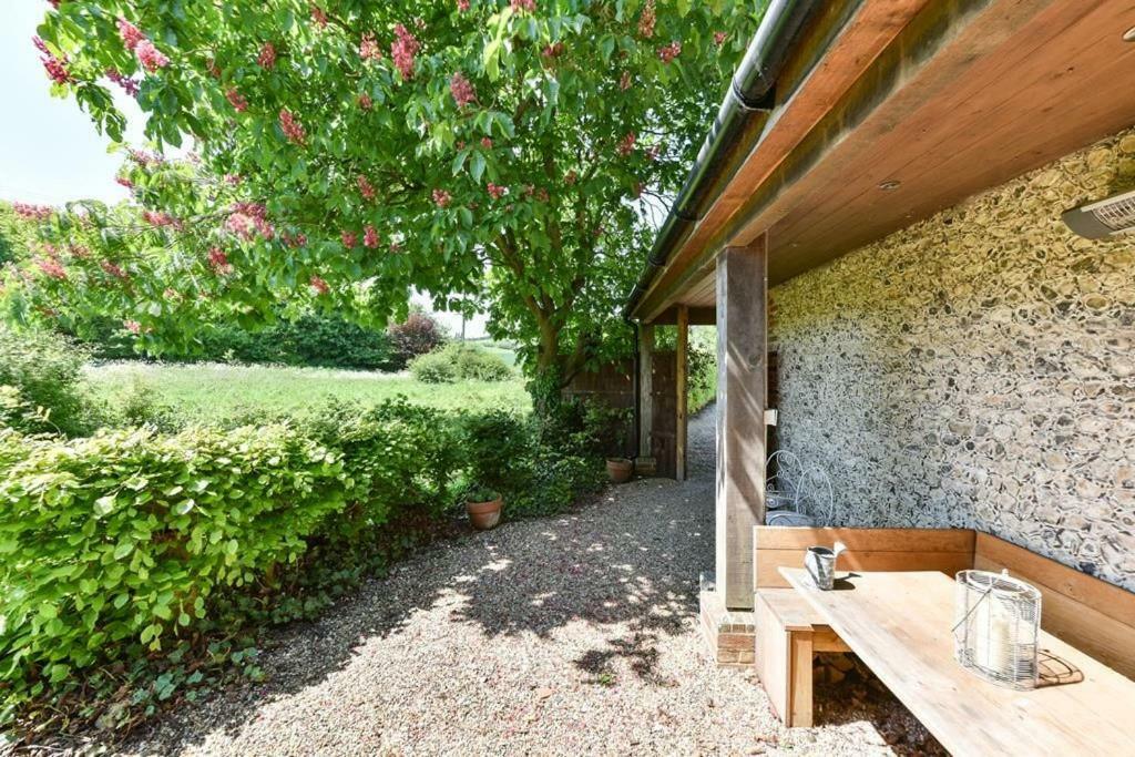 Shepherds Barn West Dean Екстер'єр фото